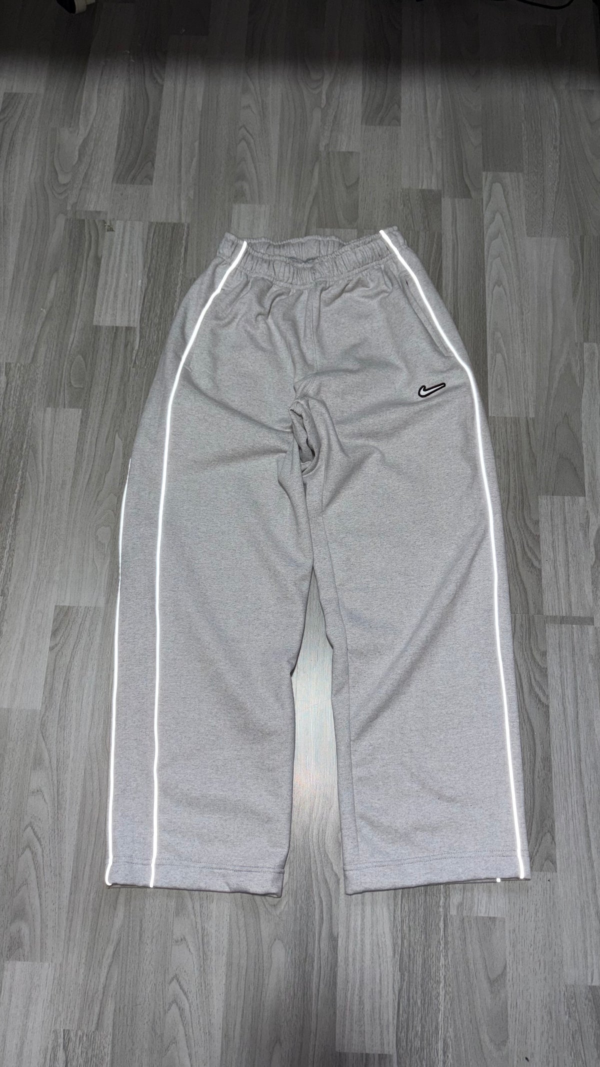 BUZO NK BAGGY WIDE LEG GRIS