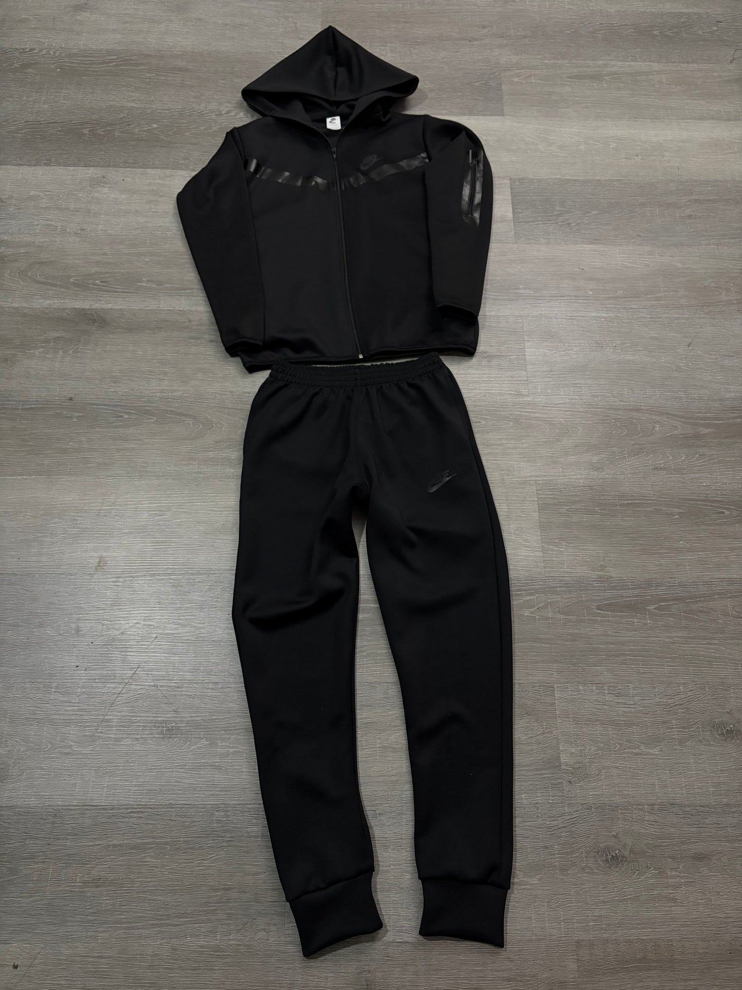 Conjunto NK Tech